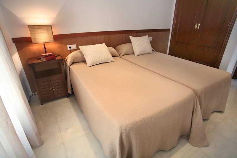 Apartamentos Patios De Alcantara Córdoba Exterior foto